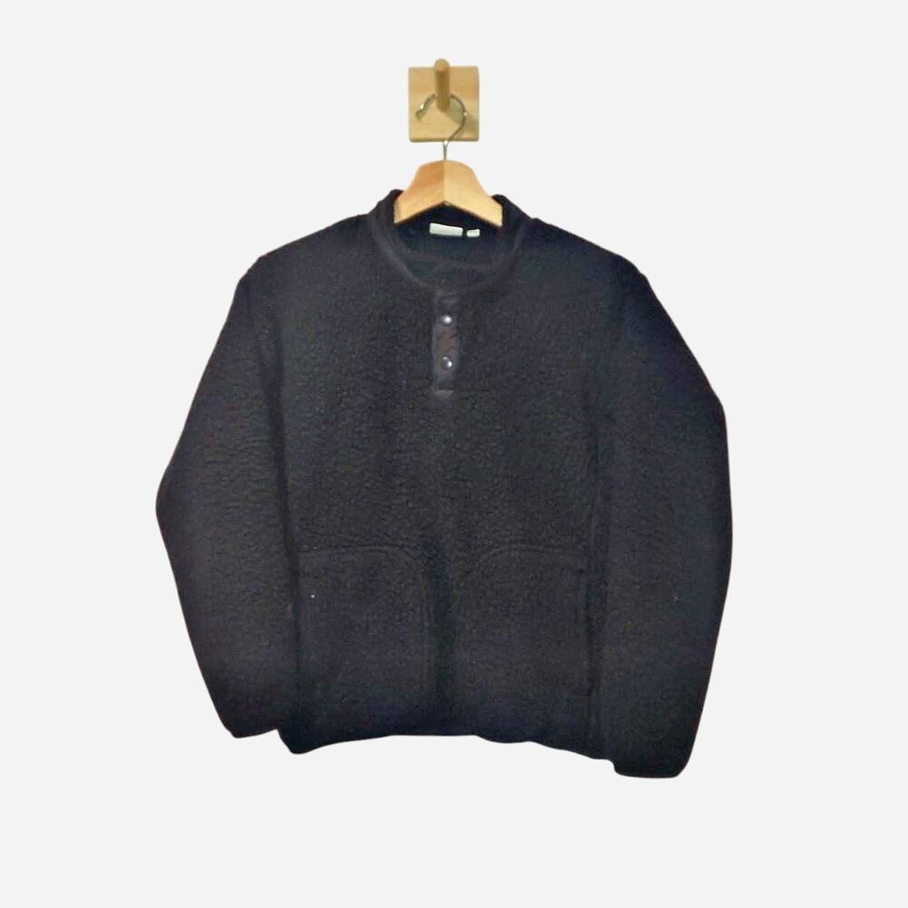 Uniqlo Women's Black Jumper